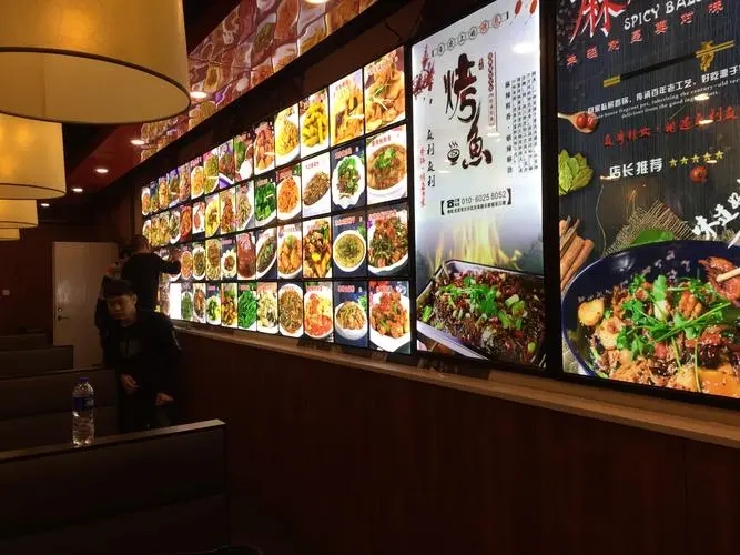 成都广告公司导视牌制作常见的材料有哪些？